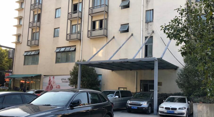 上海市金山区万安荣寓990栋3F 