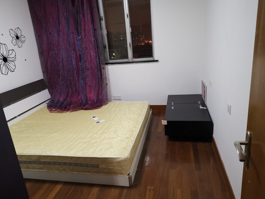 上海市徐汇区宏伟阁145栋15F 