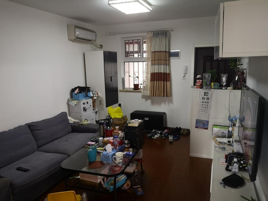 上海市徐汇区虹桥路400弄小区20栋6F 