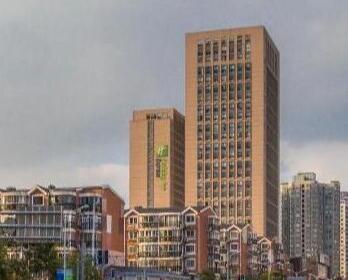 上海市杨浦区怡富商务广场1725栋12F 