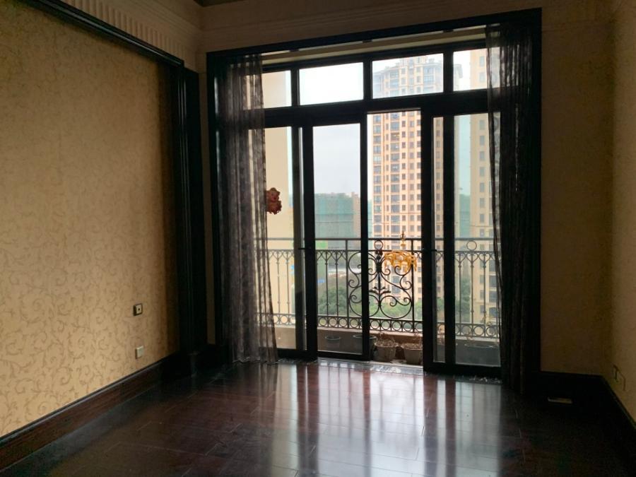 上海市闵行区上海星河湾13栋12F 