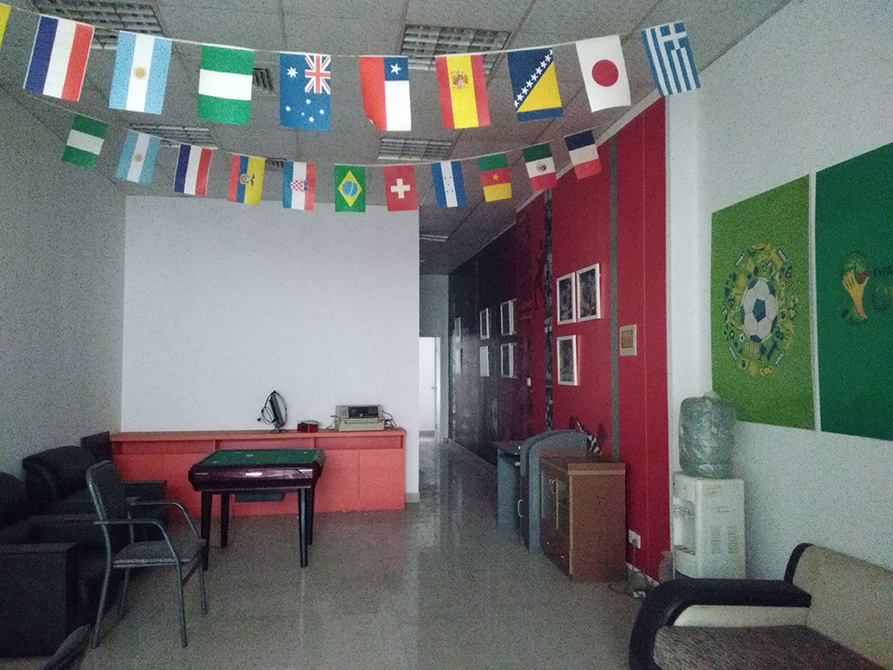 上海市金山区卫清西路商铺卫清西路587栋1-2F 