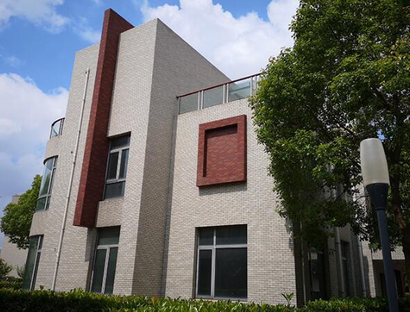 上海市浦东新区汇领商墅鹿达路30栋  