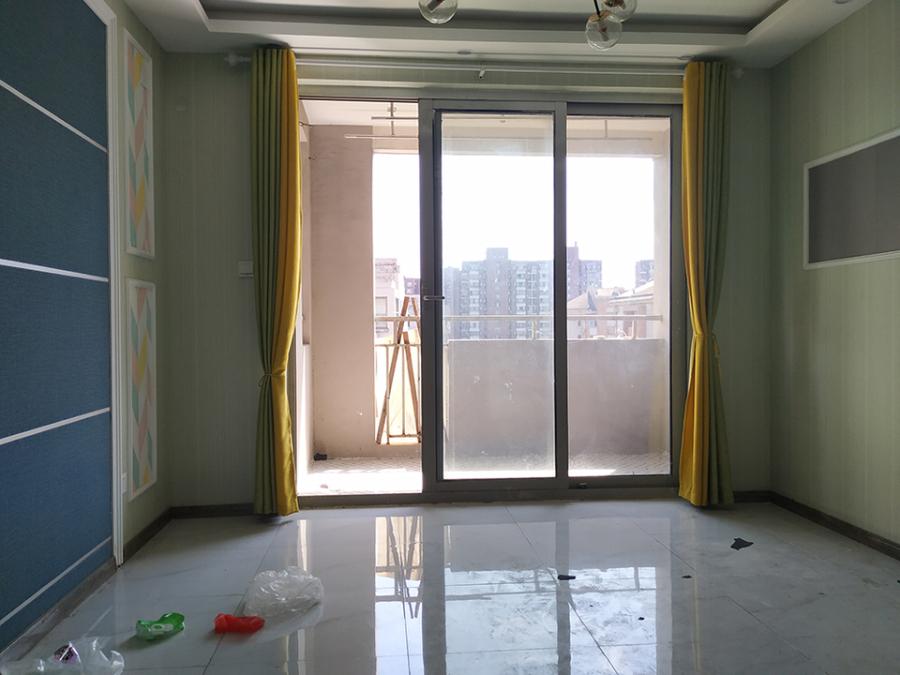 上海市宝山区馨佳园33栋11F 