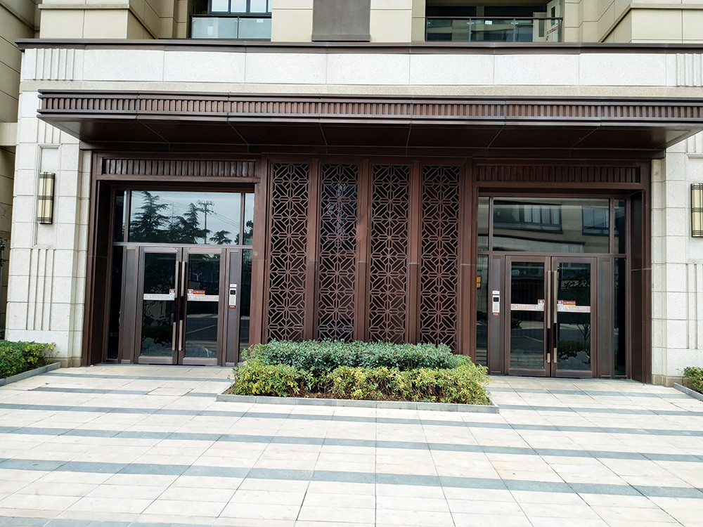 上海市松江区路劲佘山院子东园499栋8F 