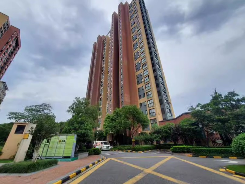 上海市嘉定区路劲.上海派花香澜庭1栋21F 