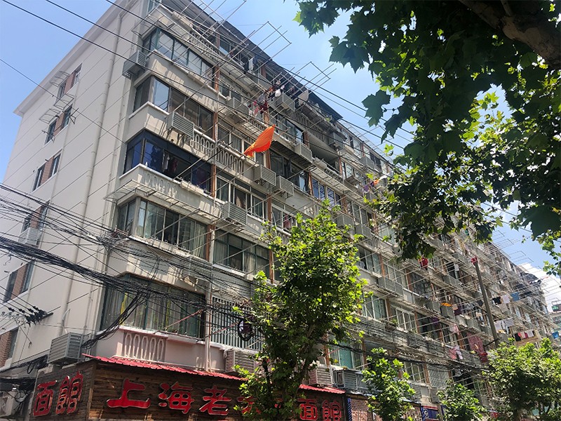 上海市虹口区93弄小区3栋6F 