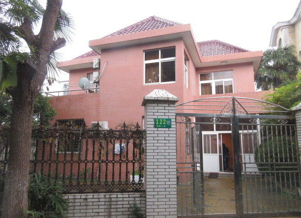 上海市闵行区诸新一村122栋 