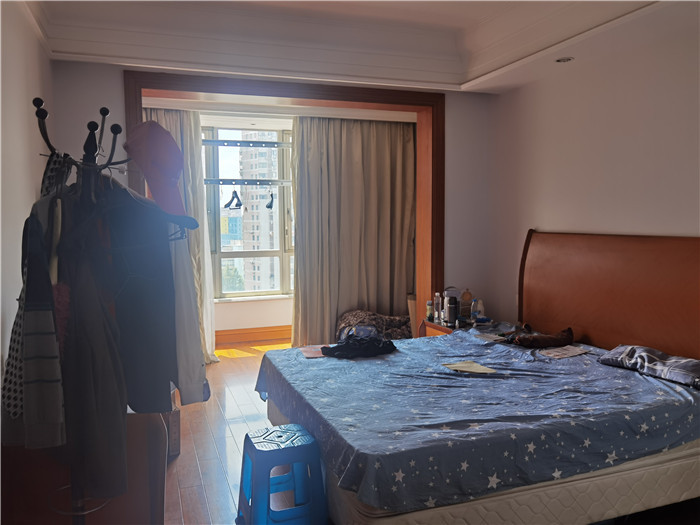 上海市徐汇区徐汇苑9栋13F 