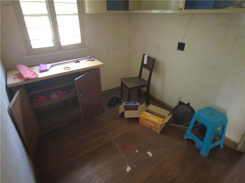 上海市普陀区曹杨三村杏杨园341栋1F 