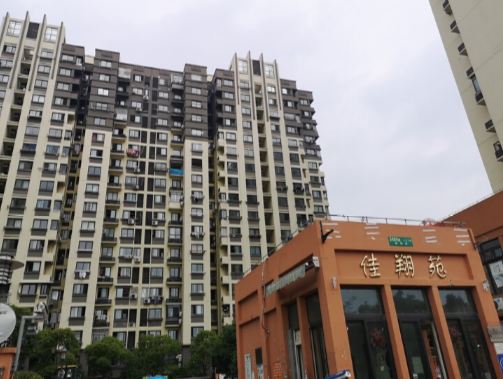 上海市宝山区佳翔苑6栋1F 