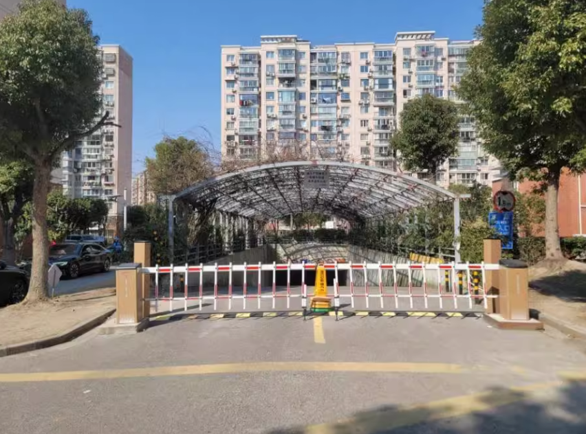 上海市闵行区浦江宝邸12栋1F 