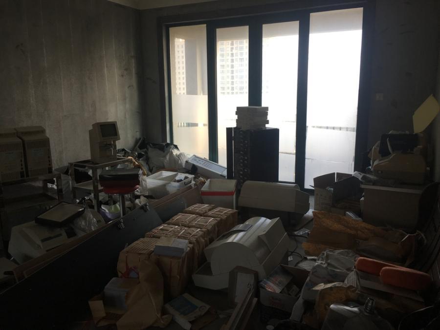 上海市金山区水韵紫城40栋9F 