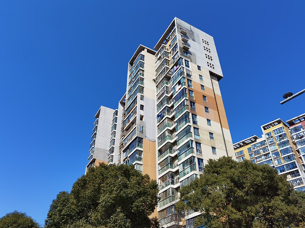 上海市嘉定区卢尔公寓6栋3F 