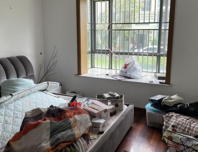 上海市浦东新区万祥馨苑80栋1F 