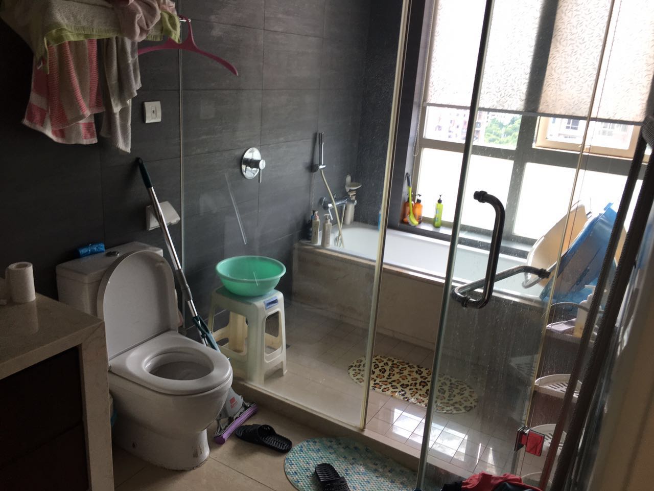 上海市杨浦区加州.水郡5栋13F 