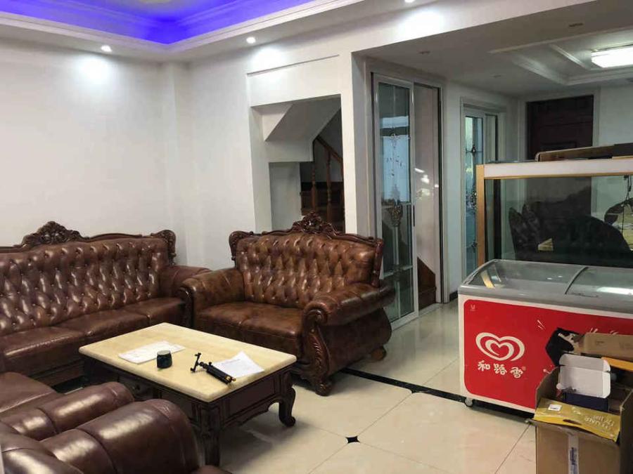 上海市宝山区绿地海域笙晖79栋1-3F 