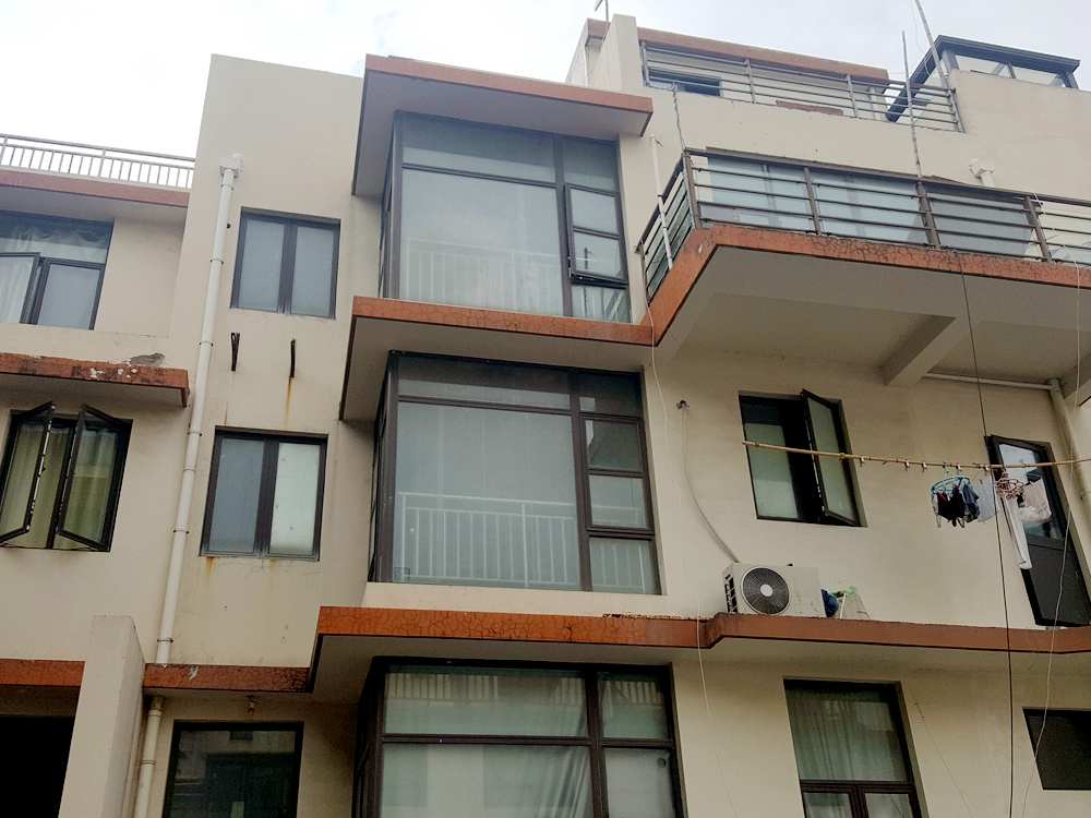 上海市宝山区锦秋花园163栋4F 