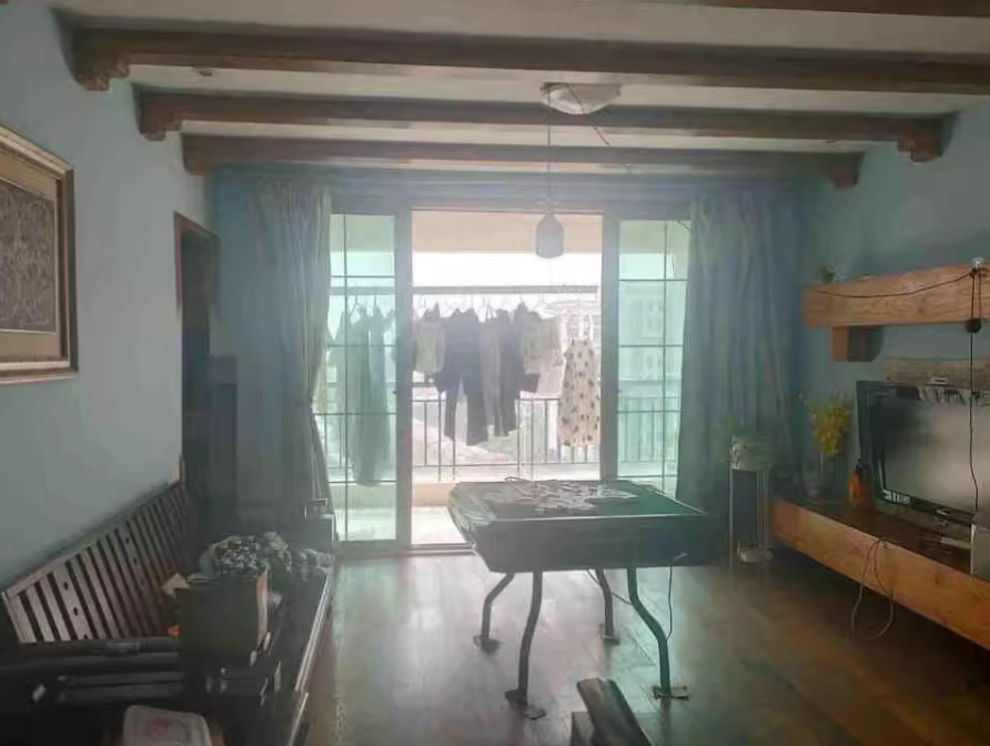 上海市松江区维罗纳贵都77栋12F 