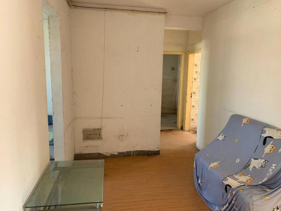 上海市宝山区采菊苑64栋8F 