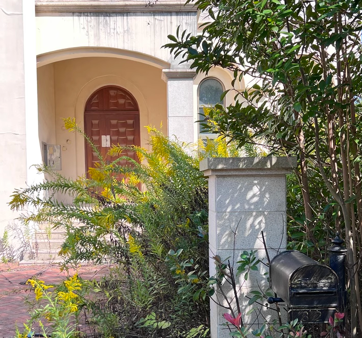 上海市奉贤区棕榈滩高尔夫别墅32栋全幢 