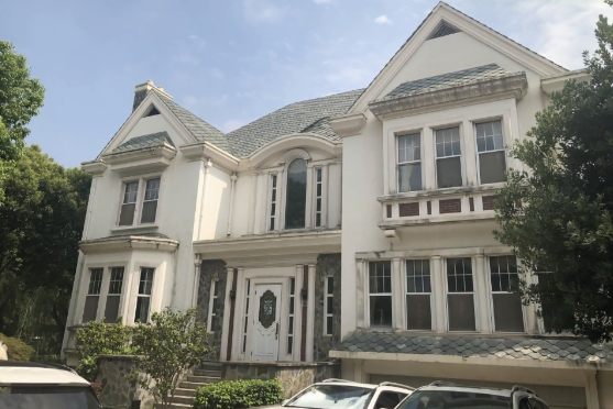 上海市浦东新区东郊花园32栋 