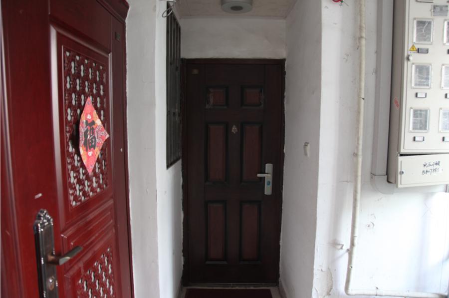 上海市长宁区虹纺小区13栋3F 