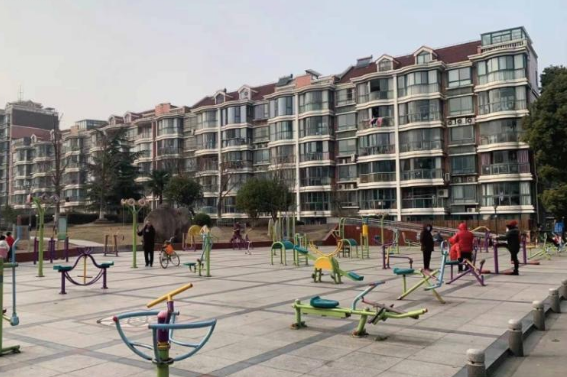 上海市宝山区天馨花园97栋2F 