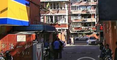 上海市长宁区新泾一村211栋1F 