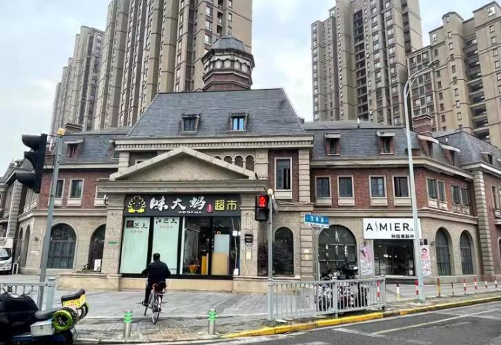 上海市嘉定区绿地海域苏河源8091、8093、8099、8105、8111栋 