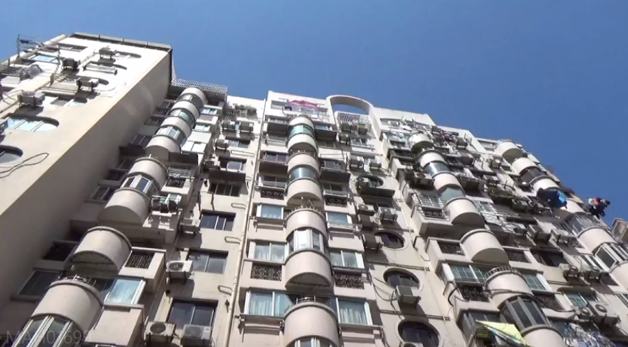 上海市闵行区万泰公寓1栋4F 