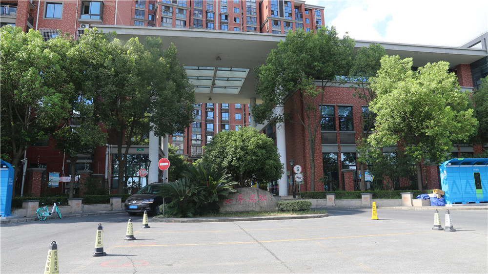 上海市嘉定区安亭名邸18栋3F 