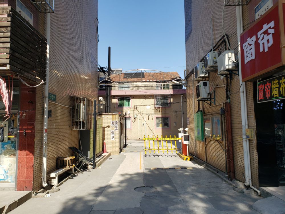 上海市浦东新区施新路773弄小区1栋6F 