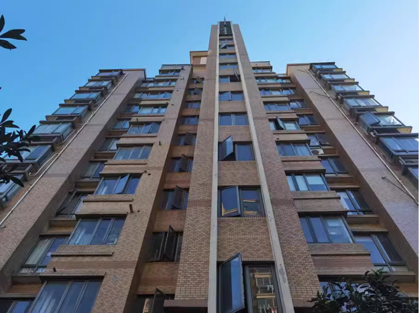 上海市徐汇区森陇家园6栋11F 