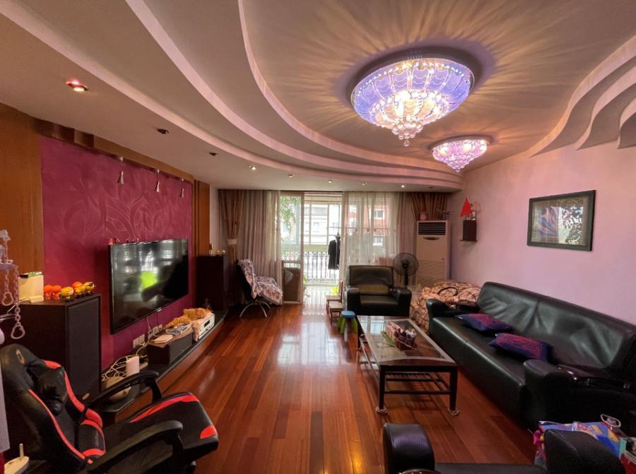 上海市宝山区新逸仙公寓3栋5F 