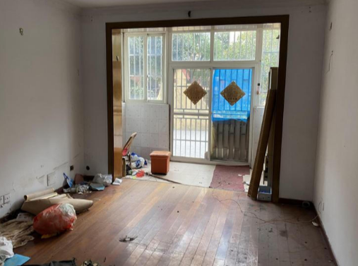 上海市浦东新区周东二村235栋1F 