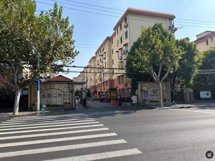 上海市静安区永和二村15栋2F 