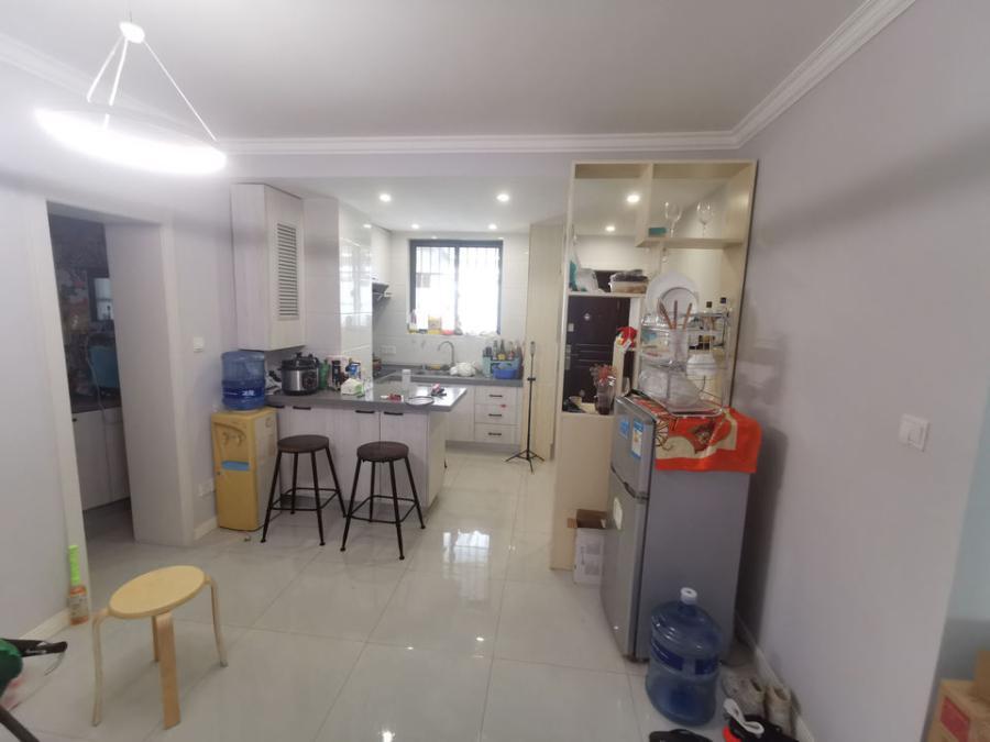 上海市徐汇区钦州花苑880栋12F 