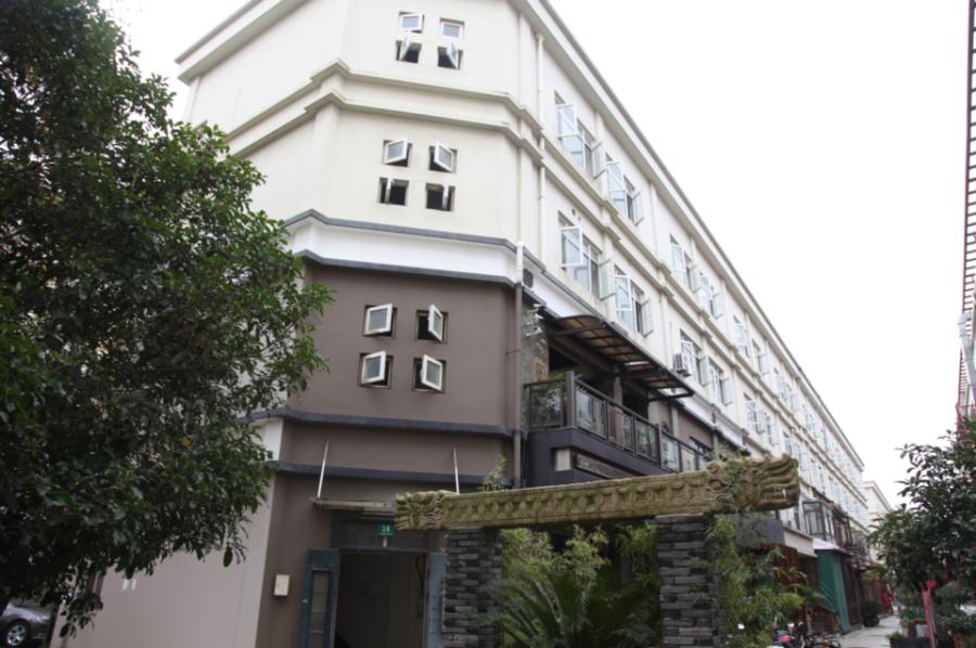 上海市金山区森海豪庭沿街商铺金龙新街741弄18、35栋4F 