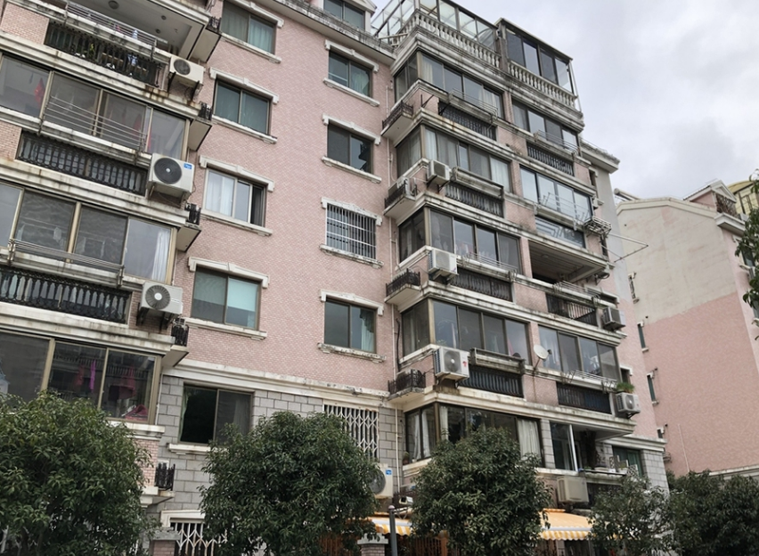 上海市浦东新区由中苑3栋6F 