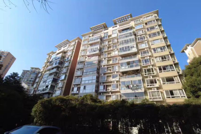 上海市闵行区古北新城15栋7F 