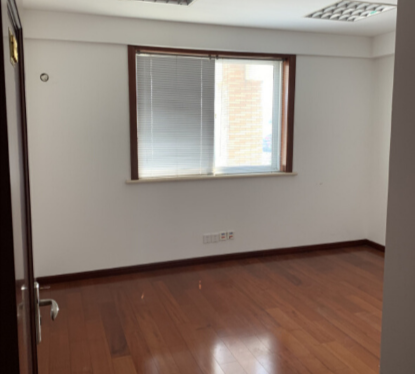 上海市闵行区地铁明珠苑8栋7F 