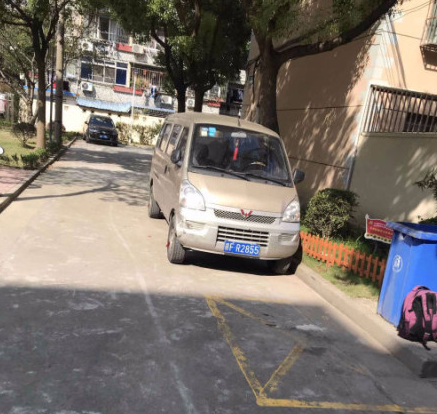 上海市浦东新区中大苑15栋1F 