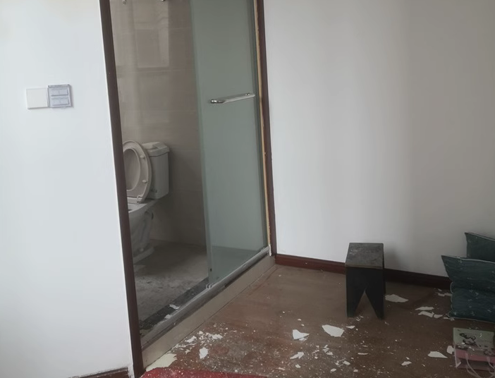 上海市嘉定区雅丹路商铺779号1-2层 