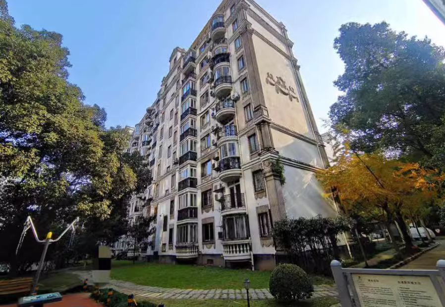 上海市虹口区欧洲花园21栋4F 