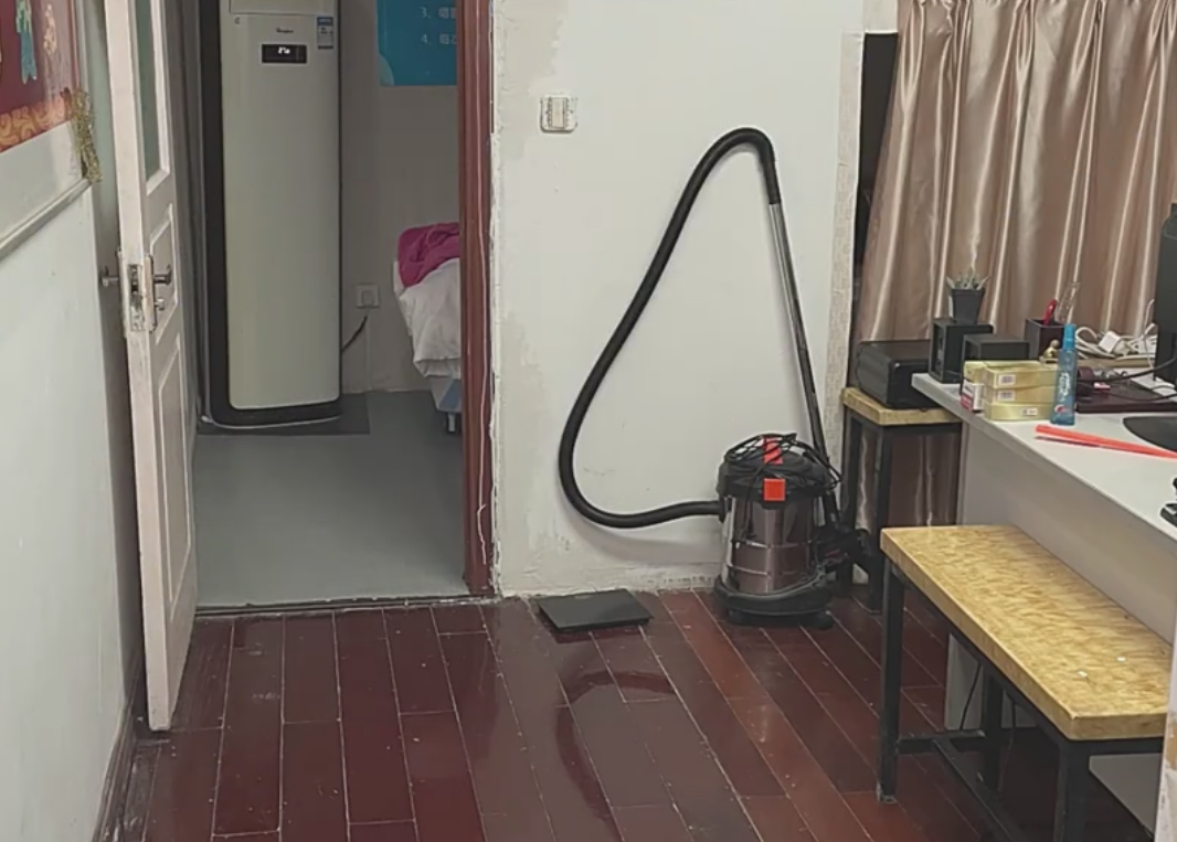 上海市青浦区青浦商城浦仓路423弄18栋1F、2F、3F 