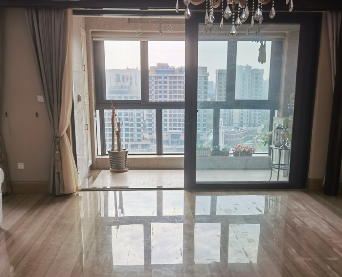 上海市杨浦区嘉誉湾7栋14F及地下1层车位 