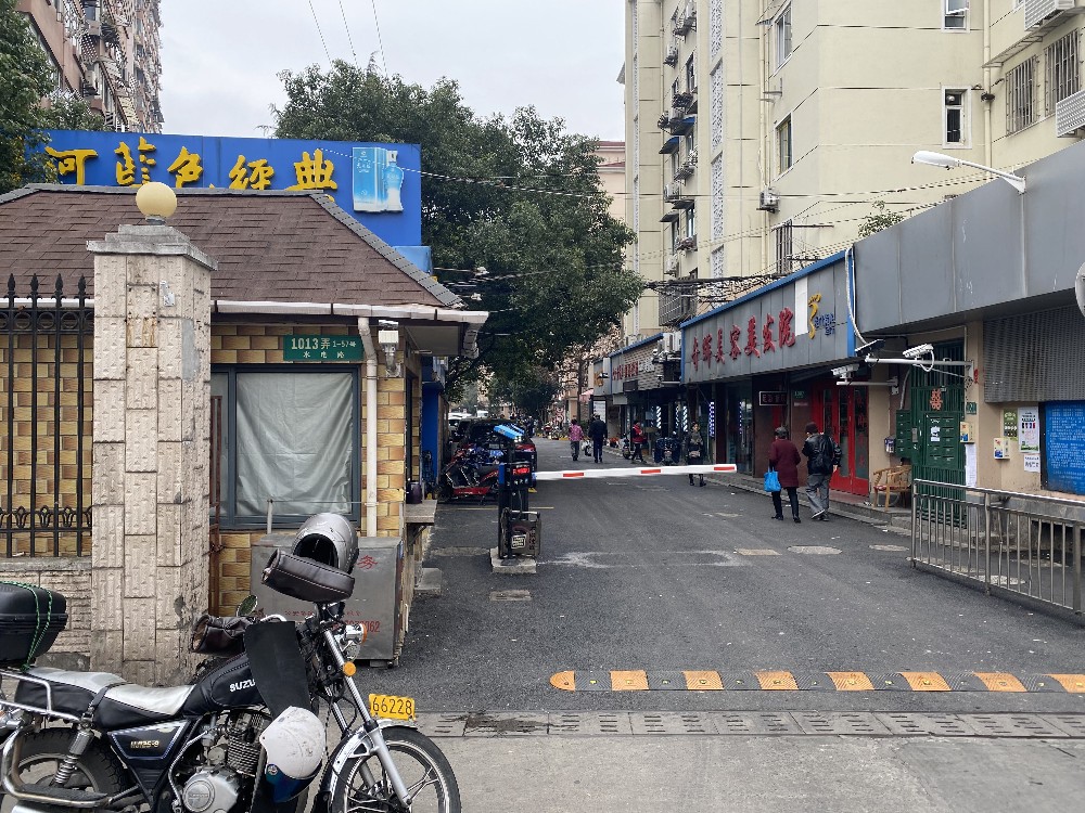 上海市虹口区灵新小区19栋6F 