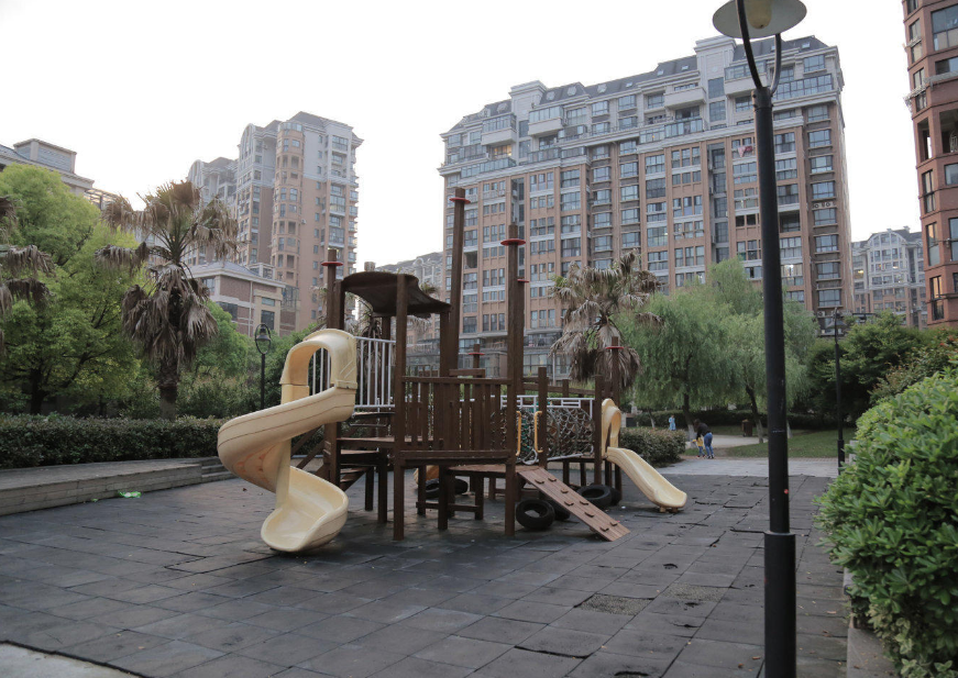 上海市奉贤区绿地南桥新苑316栋4F 