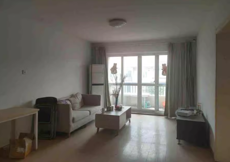 上海市松江区维罗纳贵都78栋6F 